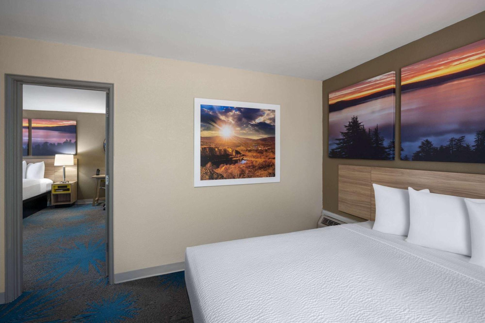Days Inn by Wyndham Klamath Falls Bagian luar foto
