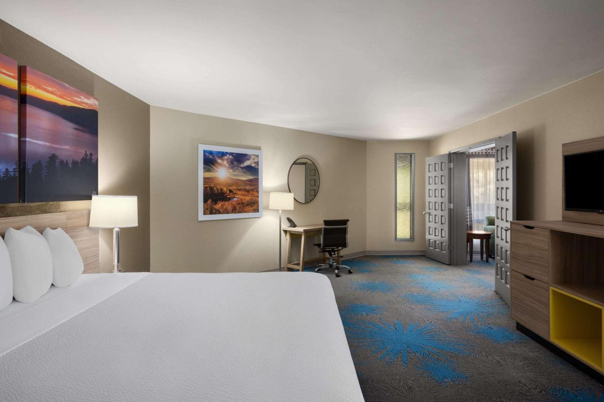 Days Inn by Wyndham Klamath Falls Bagian luar foto