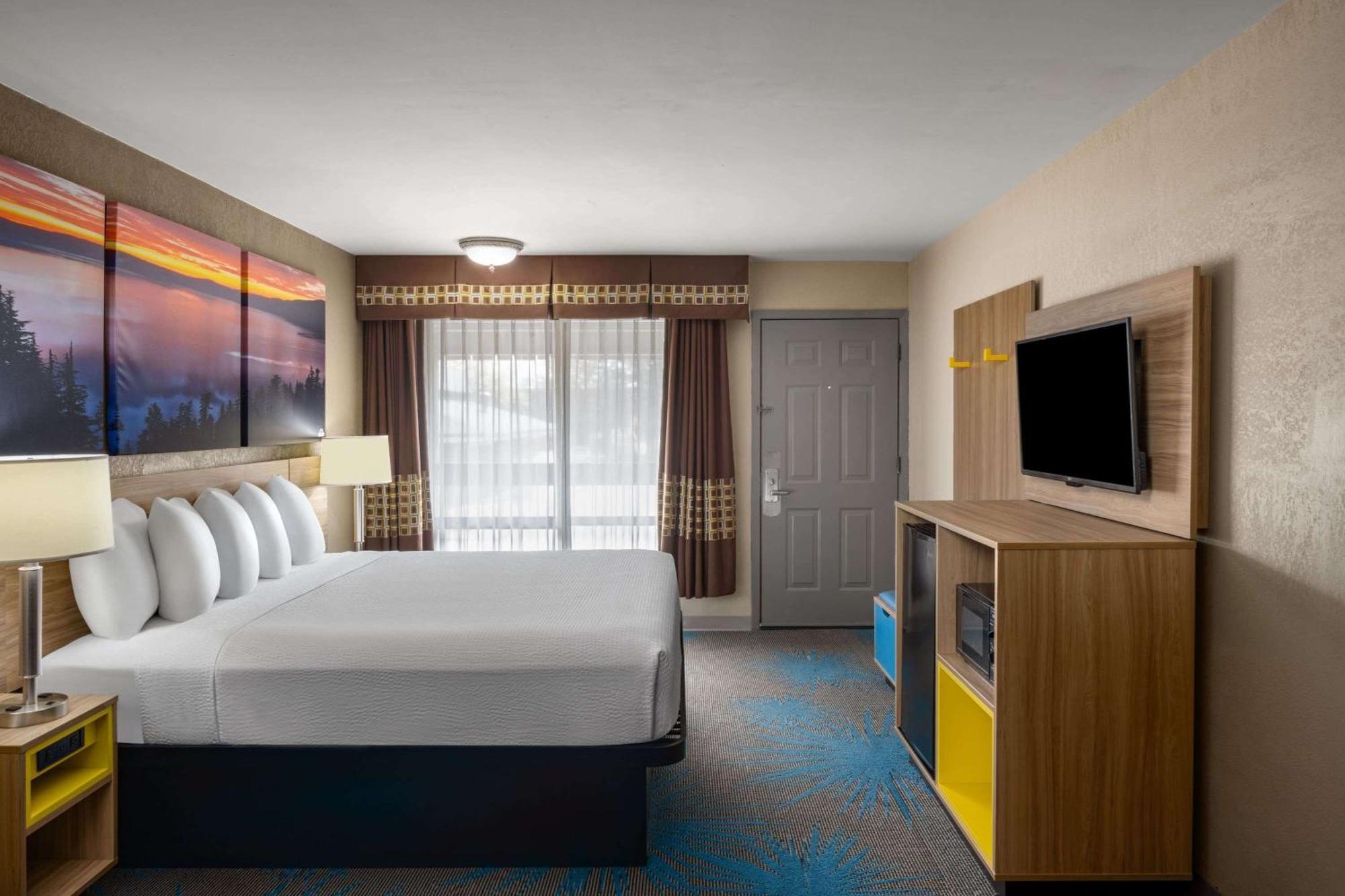 Days Inn by Wyndham Klamath Falls Bagian luar foto